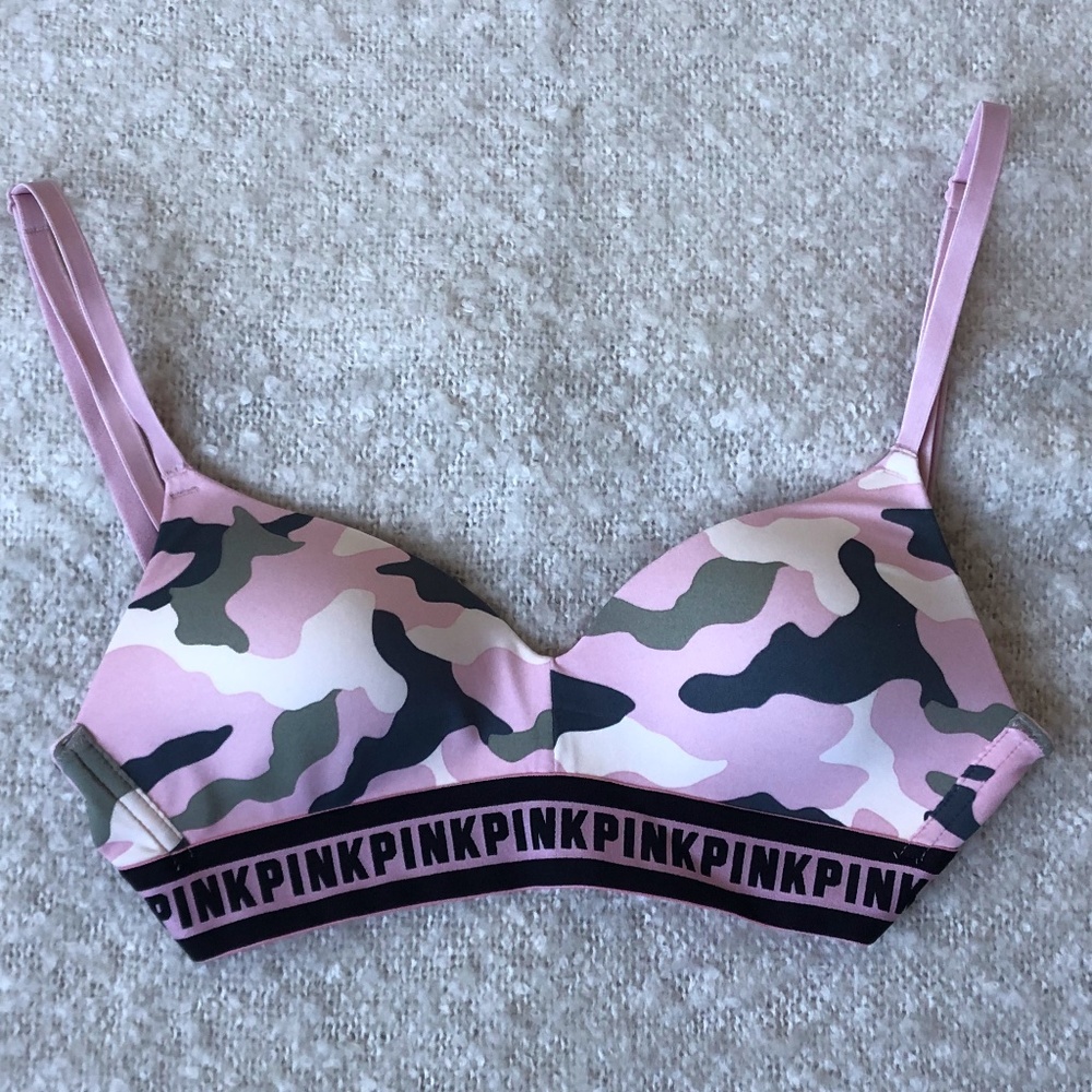 VS Wear Everywhere Wireless Lightly Lined